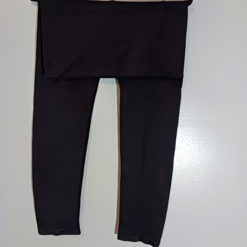 Black leggings work out running, high waisted. large waist band, size 2X Nylon